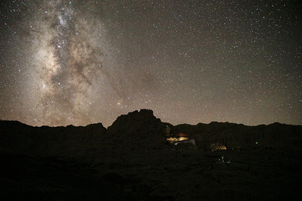 阿里暗夜星空。旦真次旦攝